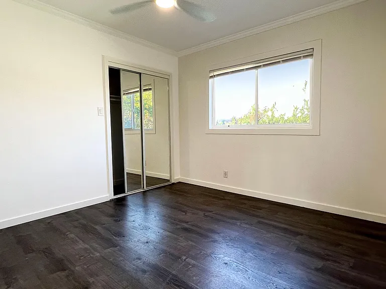 1071 Olive Ave #5 — Photo 8