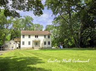 506 Union Hill Rd, Englishtown, NJ 07726