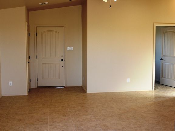 5th image of 10136 E 33rd Pl