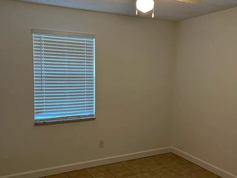 1513 Virginia Ave #1513 — Photo 8