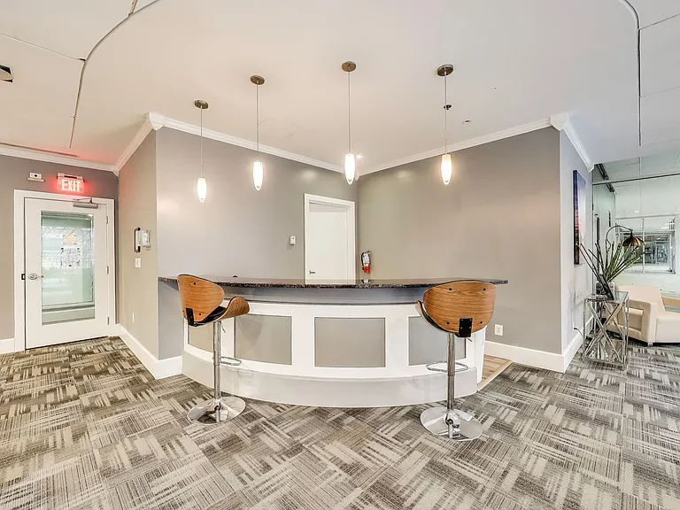 800 4th St SW #525 — Photo 30