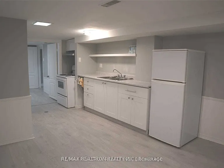 226 Church St — Photo 3