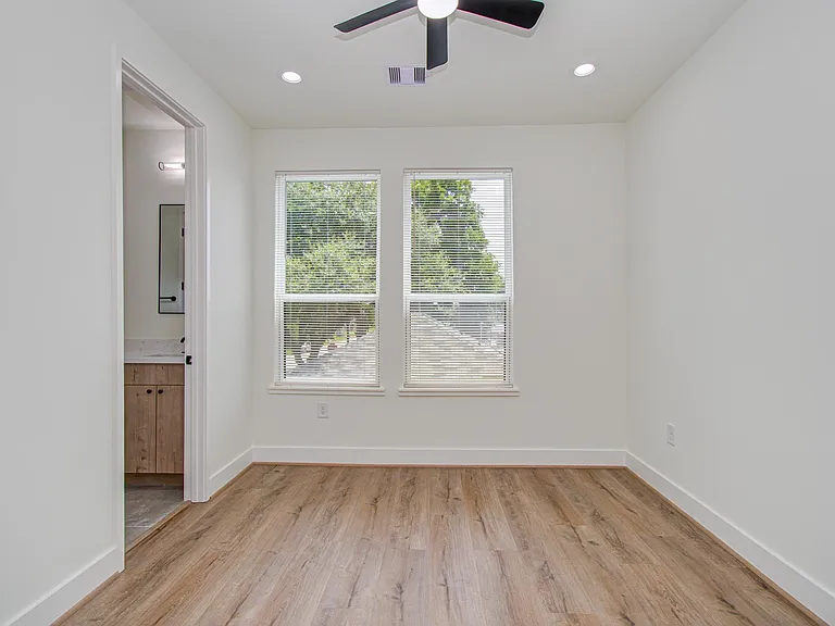 1308 Tarley St #A — Photo 10