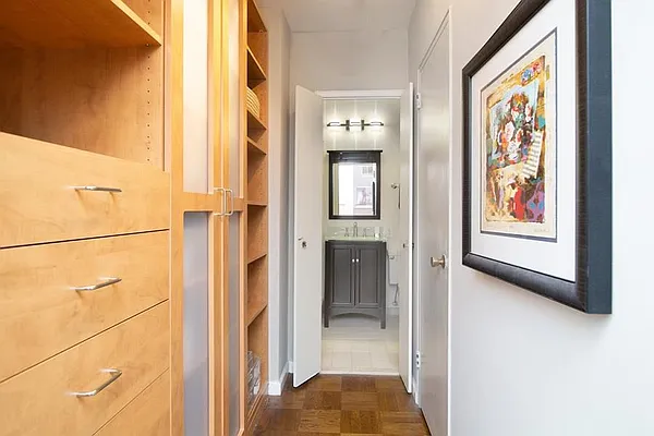 Sold by Qwest Residential Downtown LLC | media 5