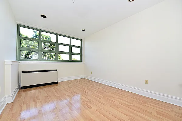 Rented by Keller Williams NYC | media 45