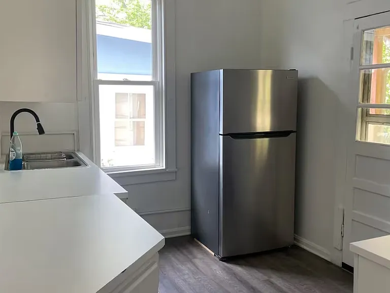 105 S Cherokee St — Photo 13