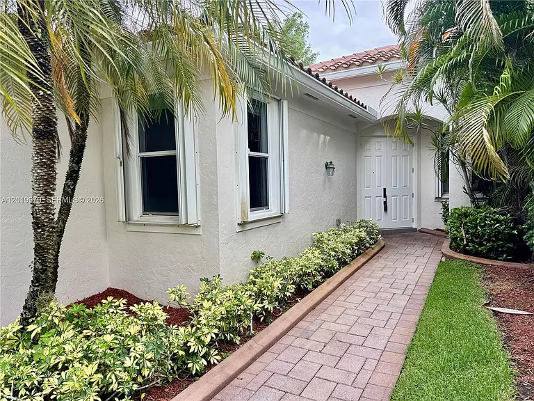 2525 Bay Pointe Ct — Photo 29