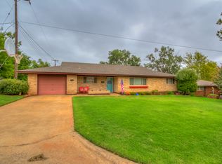 715 E Eureka Ave, Weatherford, OK 73096