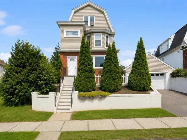 246 Stone Ave #1, Yonkers, NY 10701
