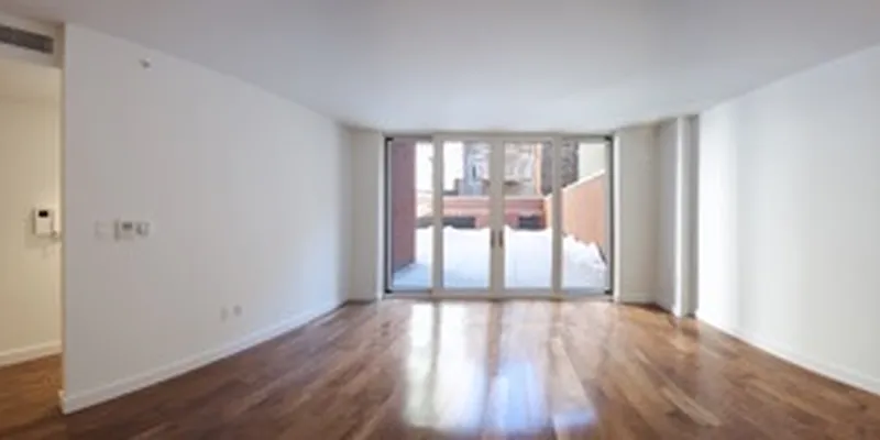 Rented by 84-86 White Street LLC | media 25
