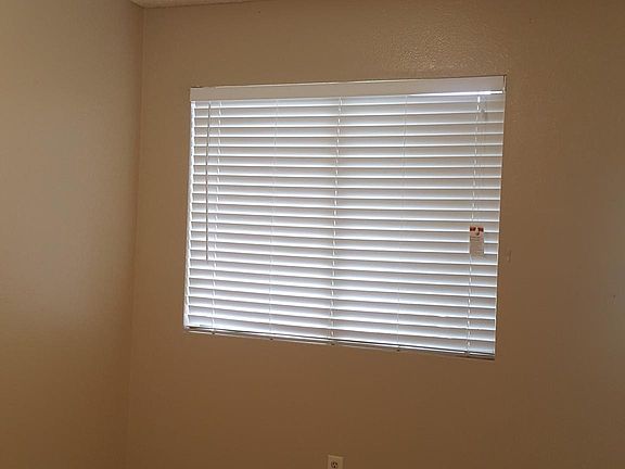 3rd image of 2981 Country Manor Ln APT 10