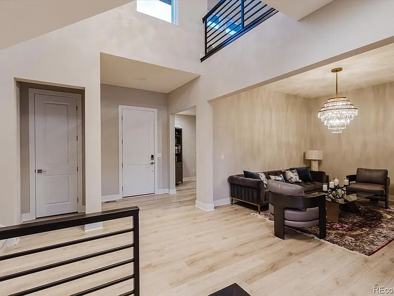 5338 Brotherton Ct — Photo 3