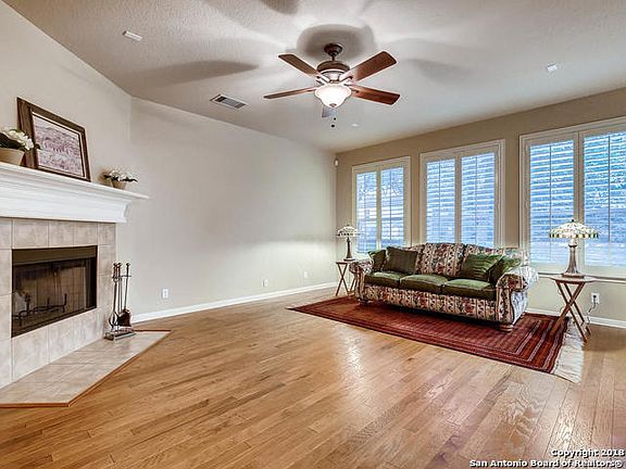 5th image of 2528 Melville Ln