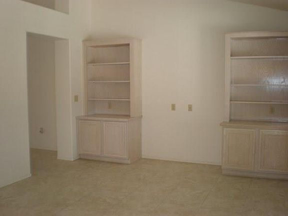 4th image of 2704 Lotus Hill Dr #0