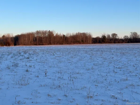3000 S Genuine Rd, Mount Pleasant, MI 48858