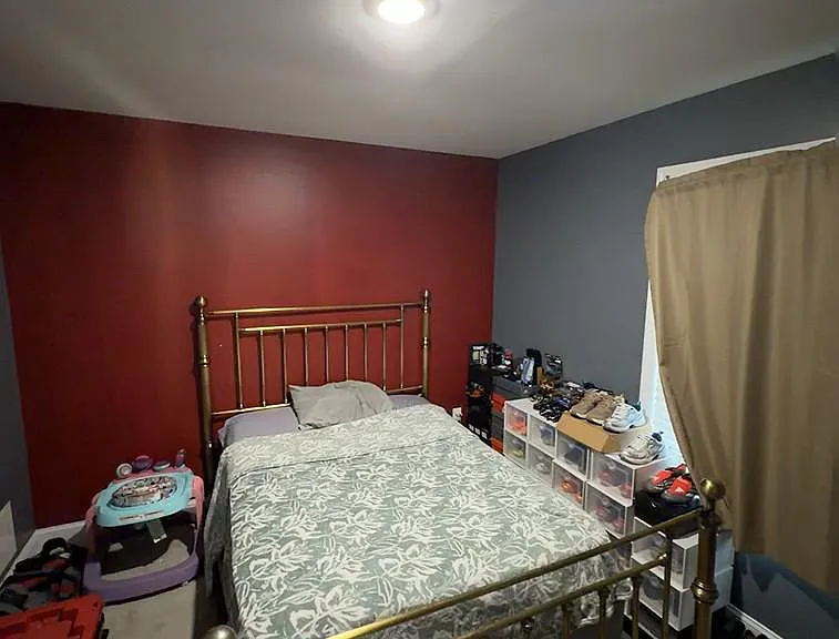 4 Patricia Ln — Photo 16