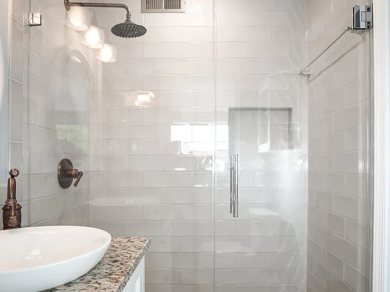 15 W Howell Ave — Photo 25
