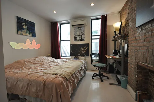 Rented by REAL New York | media 9