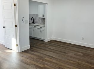 1015 S Zang Blvd #2, Dallas, TX 75208