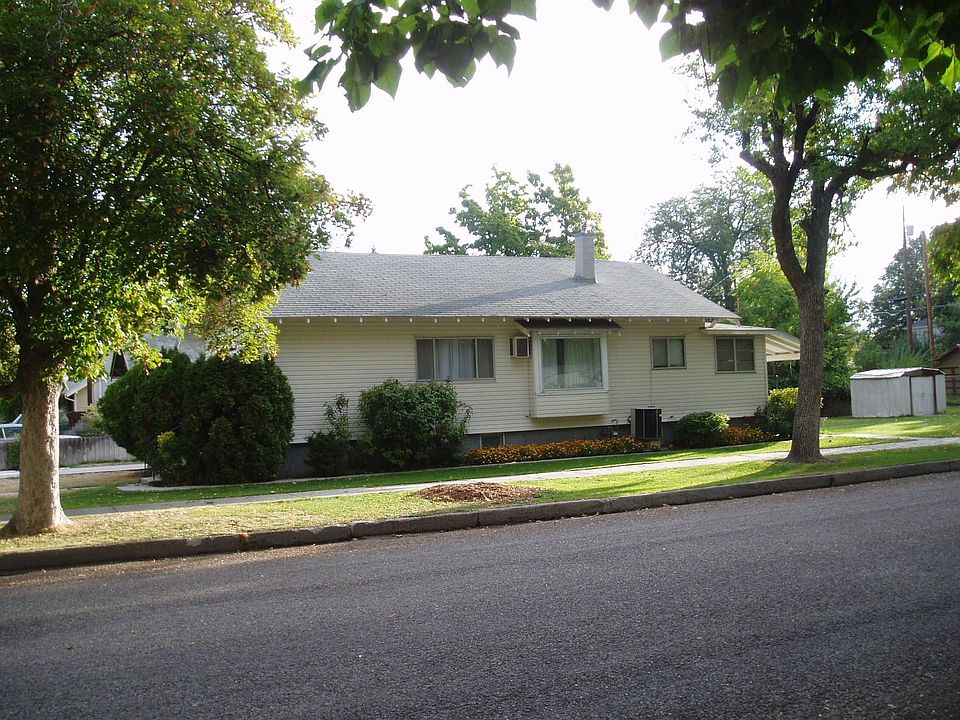 1st image of 424 15th Ave S