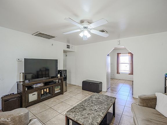 5th image of 13821 N El Frio St