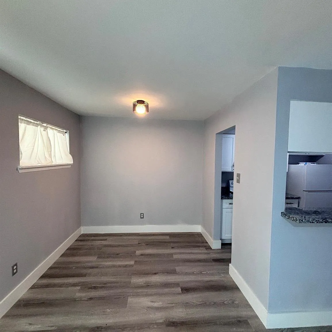 2 bed, 1.0 bath, 750 sqft, $1,300 — Photo 1