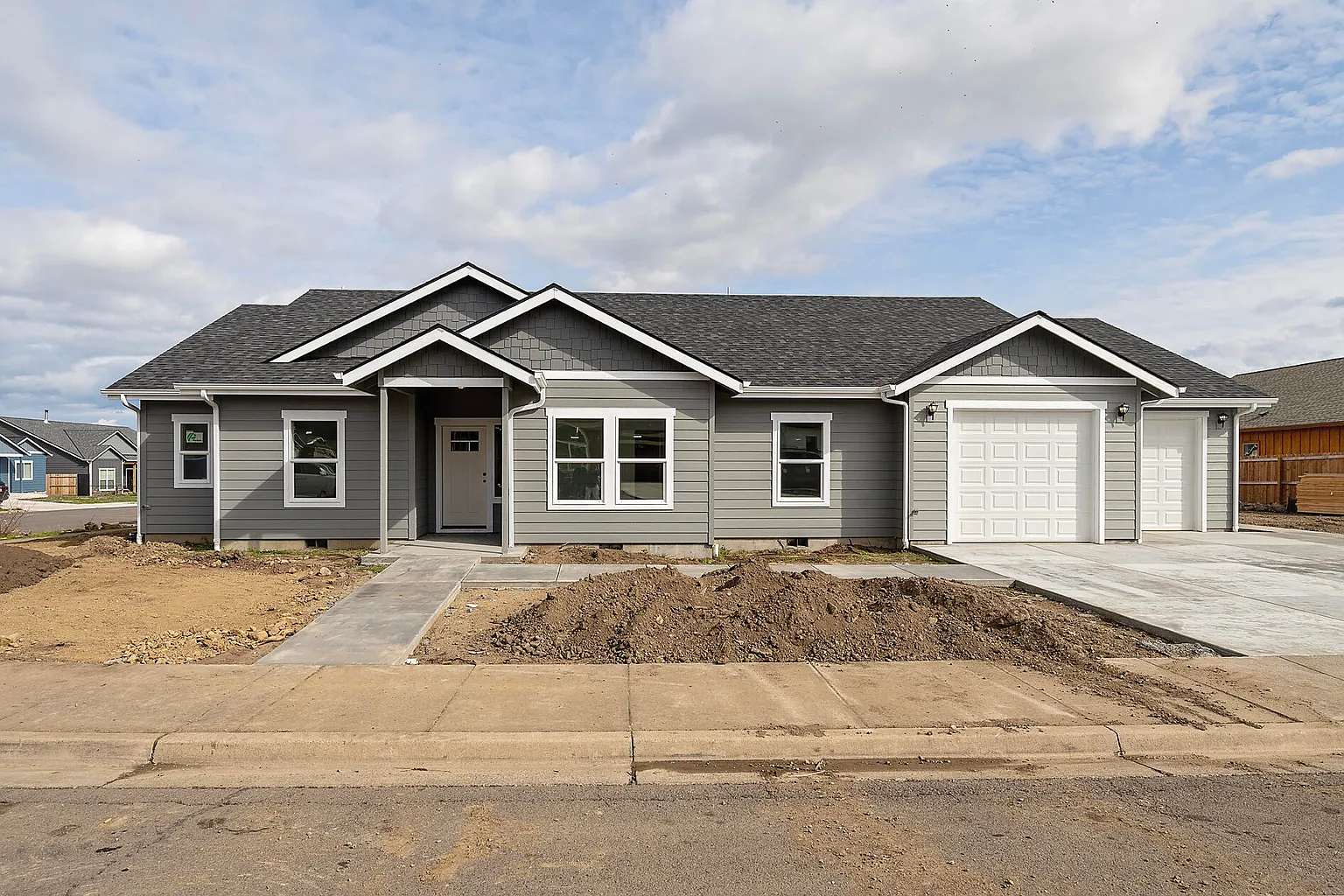 308 Emily Ln photo 1