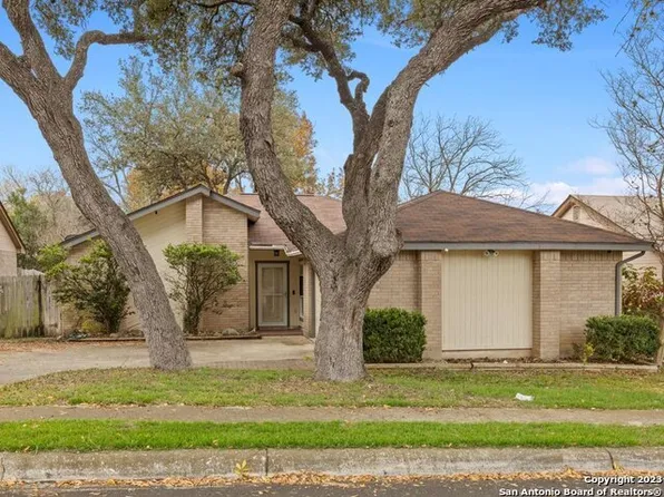 9526 Wildwood Ridge, San Antonio, TX 78250