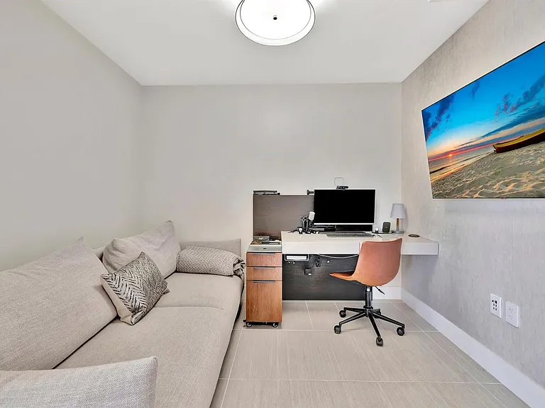 612 Bayshore Dr #301 — Photo 36