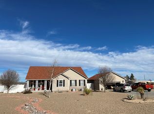 1903 W Mosley Loop, Alpine, TX 79830