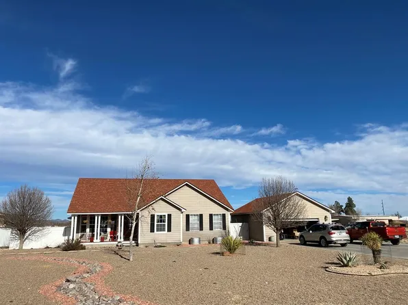 1903 W Mosley Loop, Alpine, TX 79830