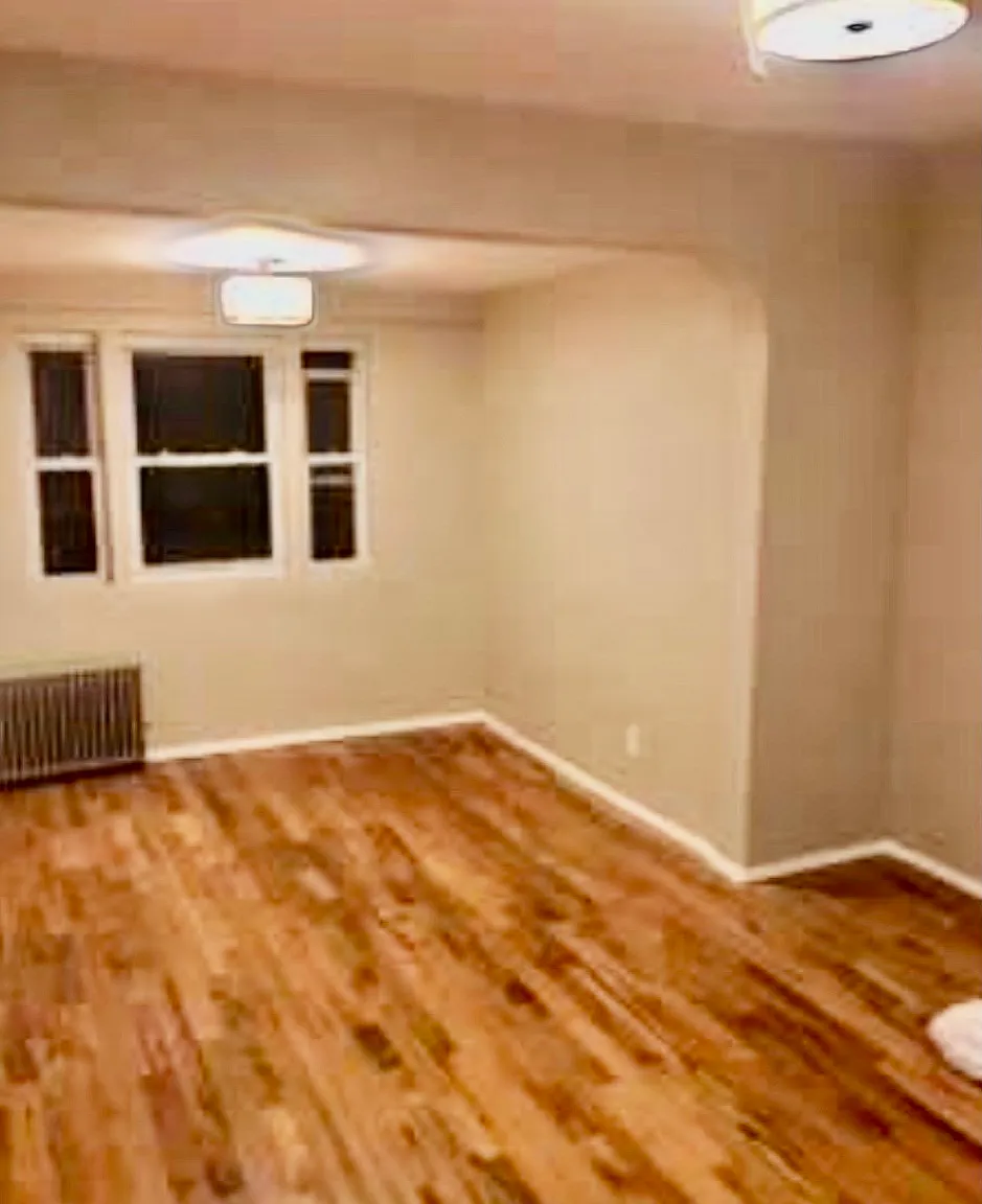 2 bed, 1050 sqft, $2,700 — Photo 1