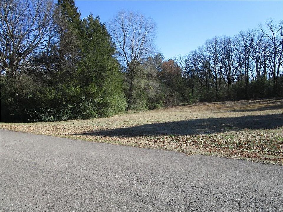 1st image of 1408 Crestwood Ln