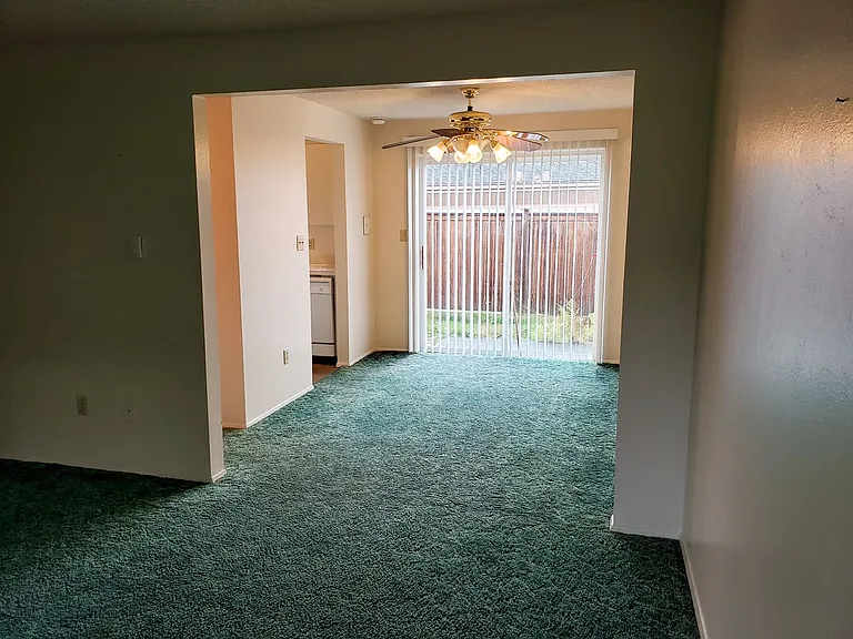 1705 Lake Stevens — Photo 6