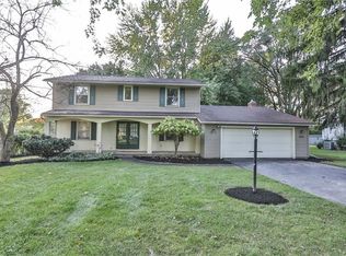 233 Valley Green Dr, Penfield, NY 14526