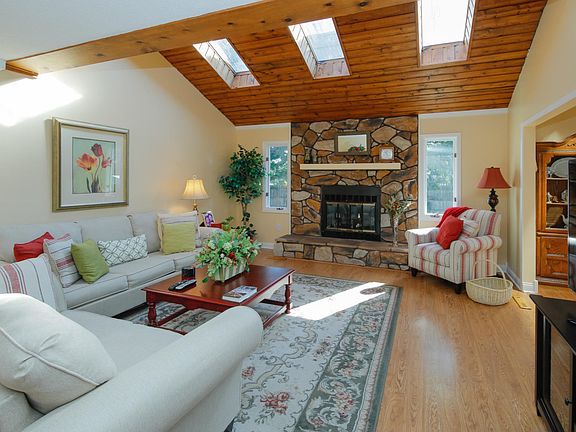 1835 Whitegate Ln-104