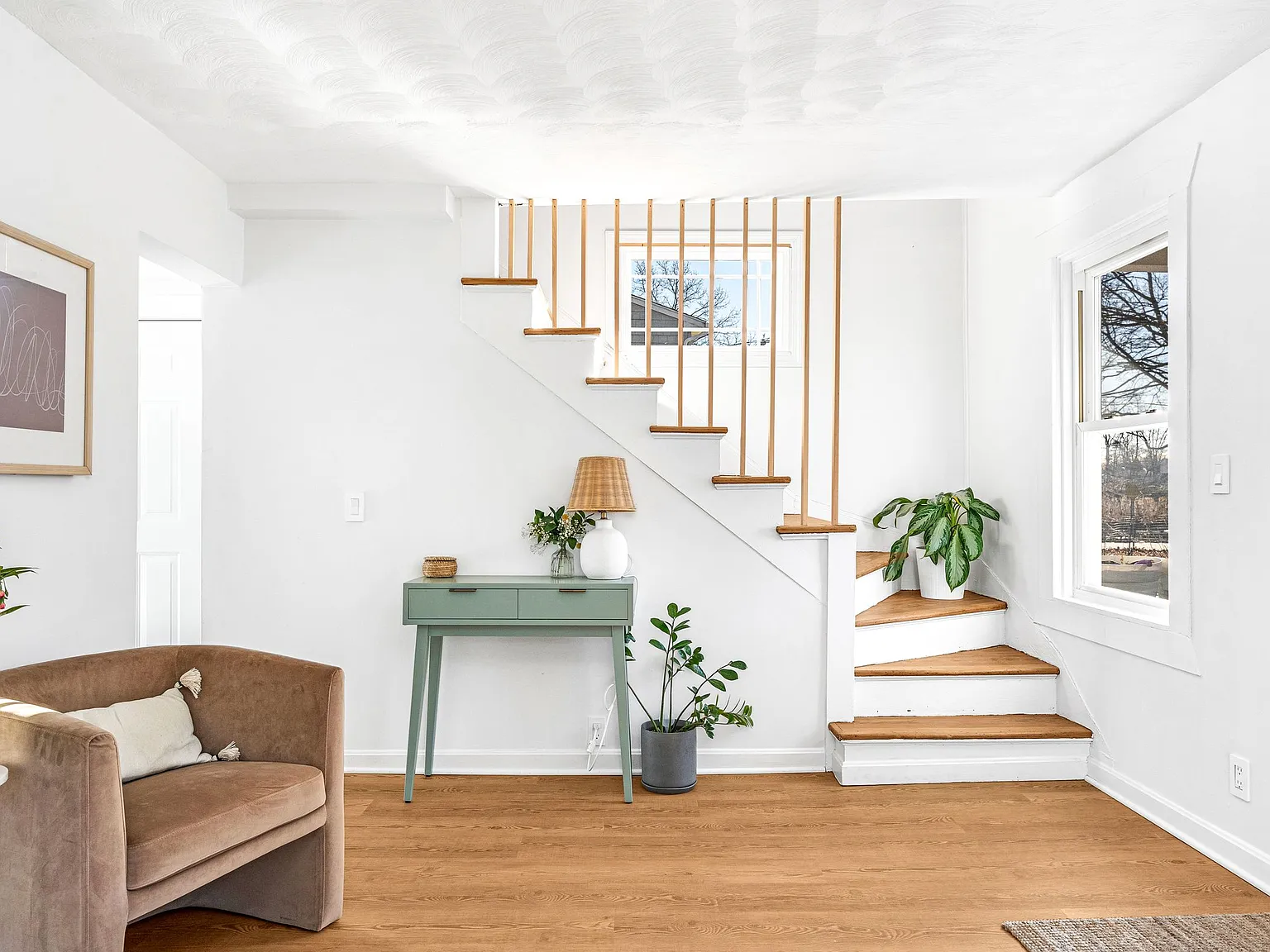2 bed, 924 sqft, $3,450 — Photo 4