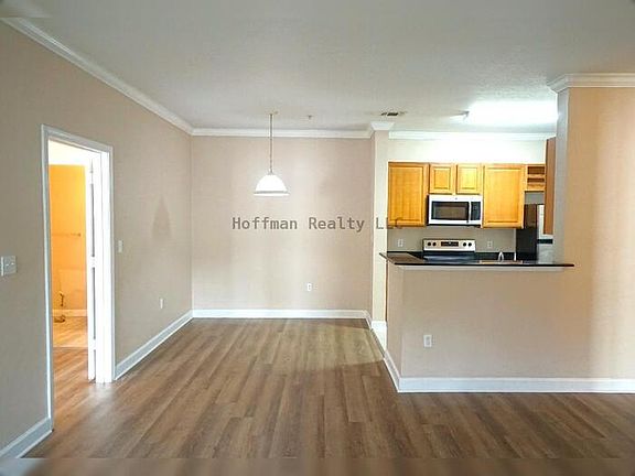 4th image of 18425 Bridle Club Dr