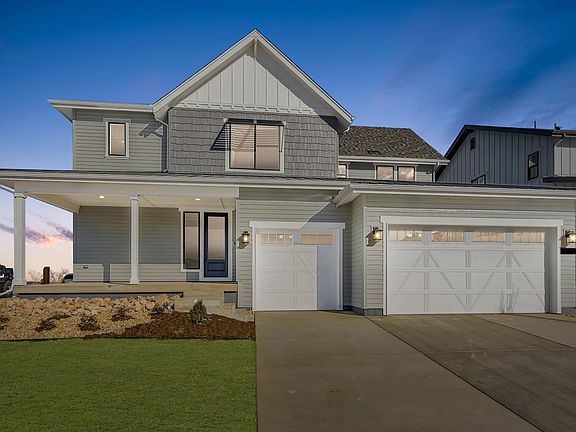 Exterior B Lake Cottage