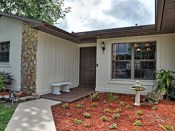 2nd image of 2808 Oranole Way