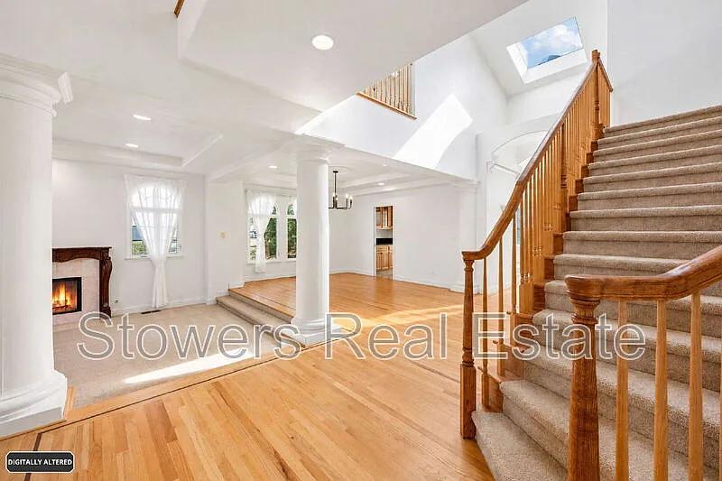 5 bed, 3.5 bath, 3868 sqft, $6,995 — Photo 4