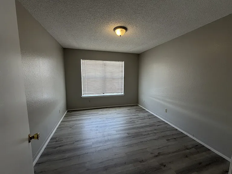 13340 Horizon Blvd #1 — Photo 3