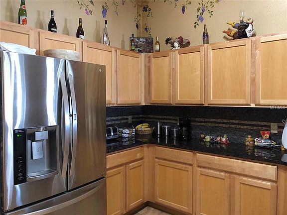 2nd image of 1123 W Seagate Dr