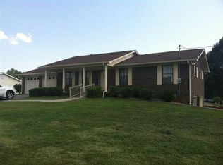 3739 Halifax Cir, Morristown, TN 37813