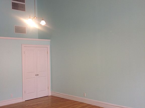 2nd image of 25 N Broadway APT 9