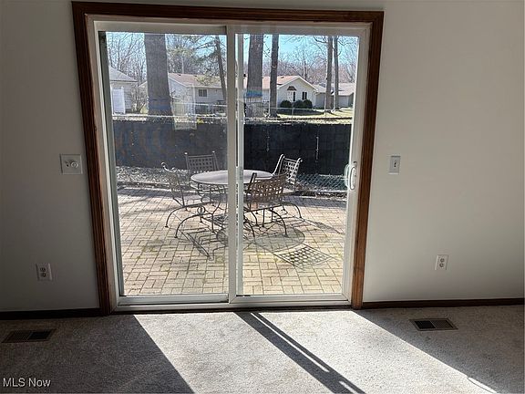 3rd image of 6622 Devonshire Ct