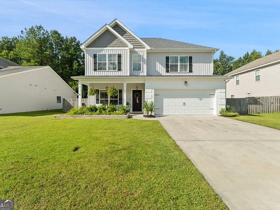 1st image of 107 Green Paddock Cir
