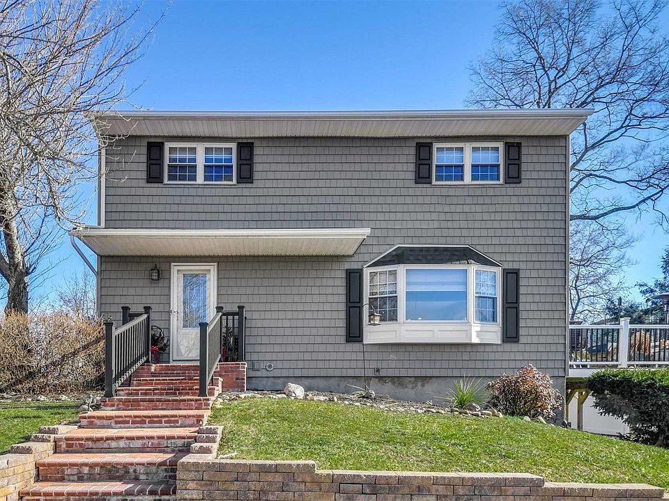 1st image of 32 Cherry Ct