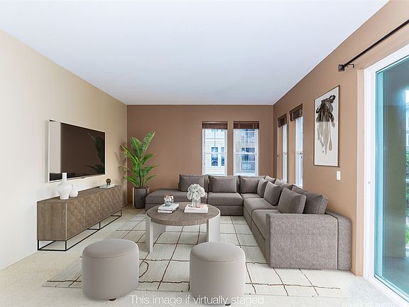 2nd image of 520 Lunalilo Home Rd Unit 6202