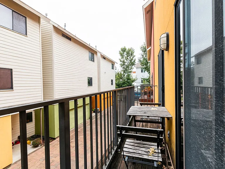 4104 Spencer St #B — Photo 15